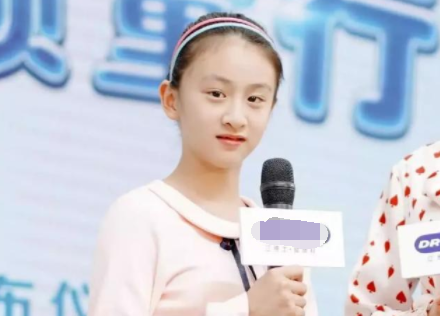 有一种可惜叫田亮女儿，上帝吻了森碟的脸，却忘给她鼻子开窗！