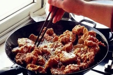 拒绝这些发胖食物，在减肥道路上才能勇敢前行