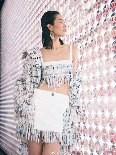 适合大脸的短发发型，照着剪都变美了