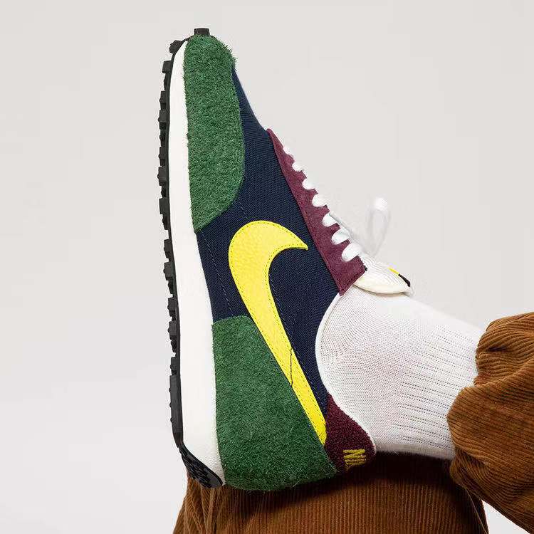 复古韵味十足!Nike Daybreak 全新配色现已登场!