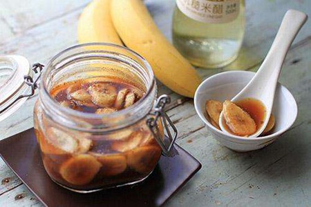 醋泡香蕉就能瘦?教你晚上吃香蕉的减肥方法