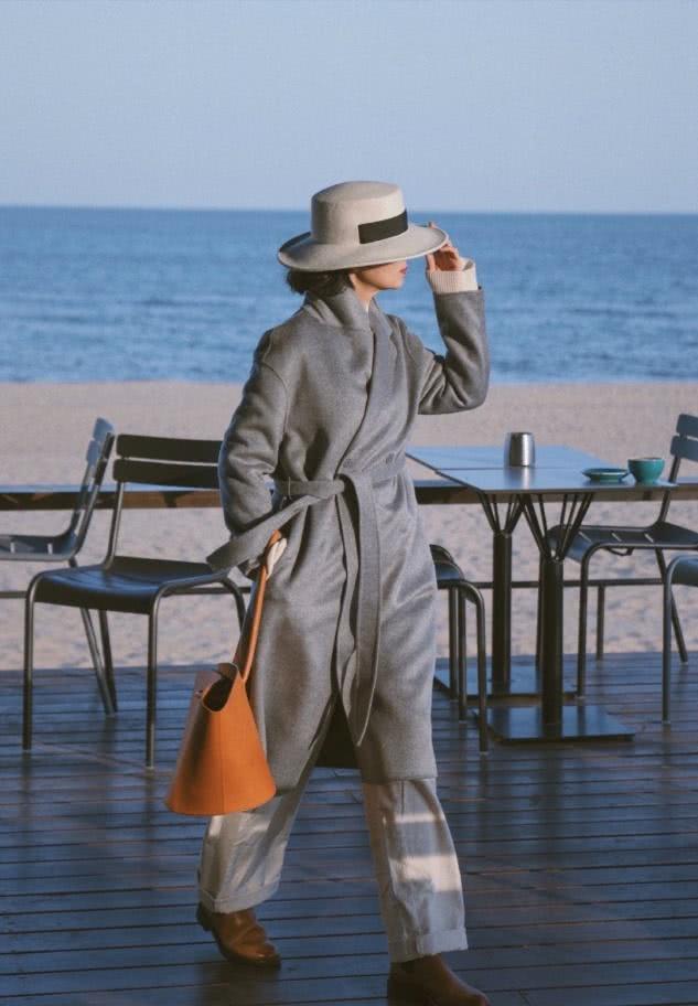 时尚博主三木母女又来种草了,妈妈精致女儿优雅,时髦耐看又养眼