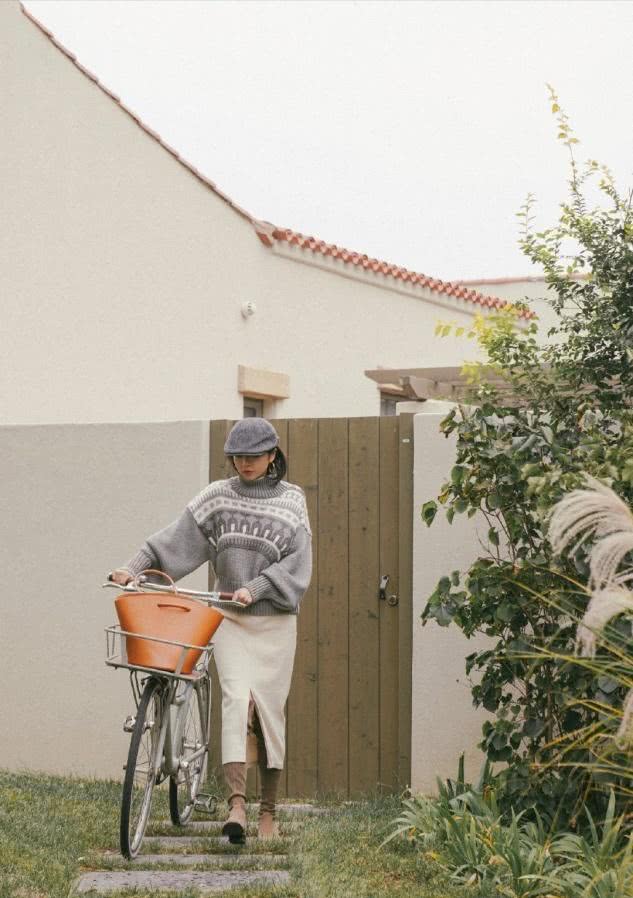 时尚博主三木母女又来种草了,妈妈精致女儿优雅,时髦耐看又养眼