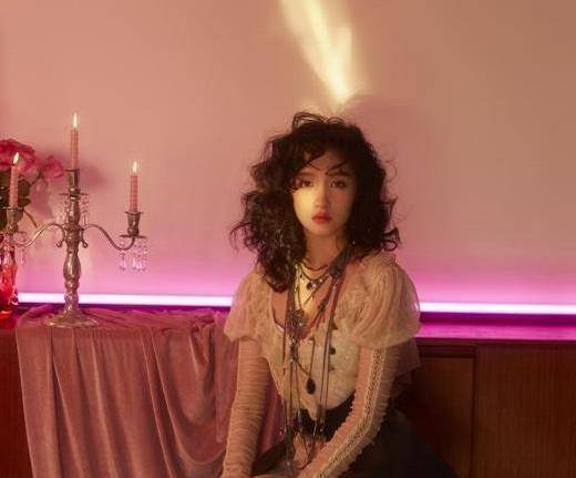 超乎想象的可爱:跟着泫雅学习秋冬潮流发型