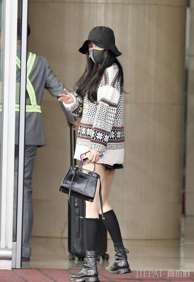 这八套毛衣穿搭方法，郑爽、杨幂、唐嫣亲自示范教你做个质感女孩