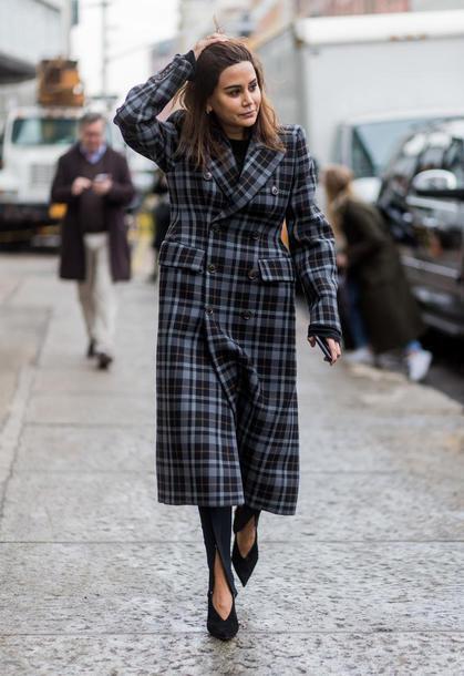 欧美街拍:适宜秋冬的经典元素越简单越好搭,优雅又随性