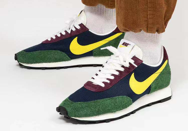 复古韵味十足!Nike Daybreak 全新配色现已登场!