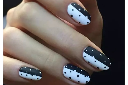 1561973018432133.jpg 波点美甲闪耀指尖,今夏最流行复古图案