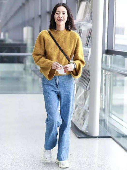 阔腿裤看起来显胖?那说明你根本不了解它