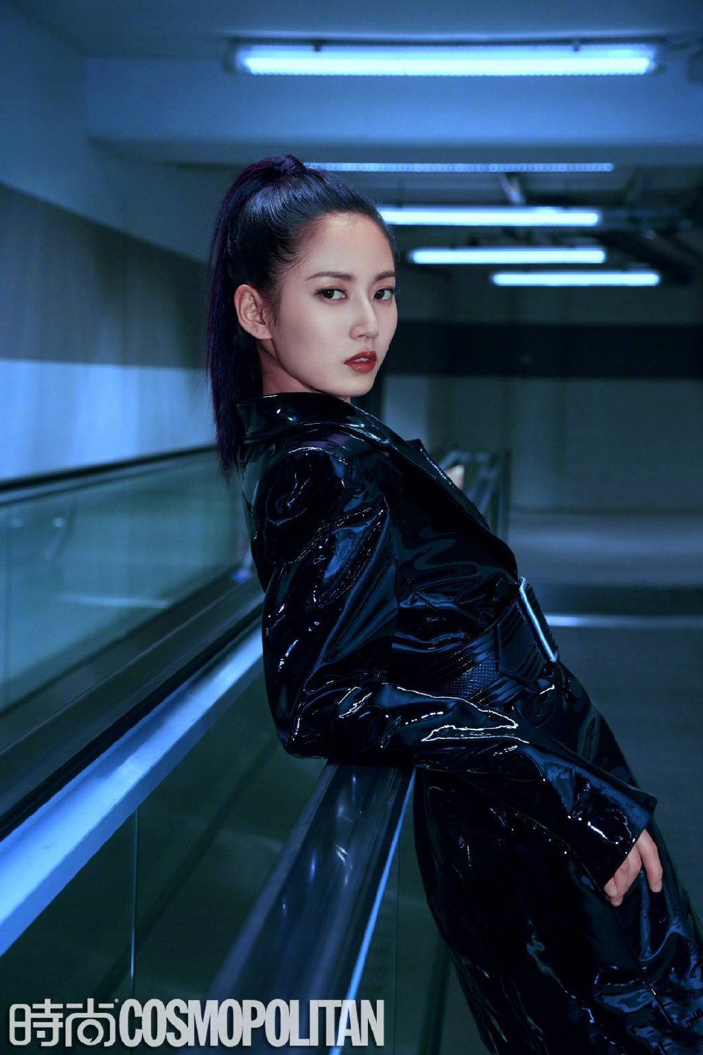 陈钰琪9月时尚杂志个性写真图片