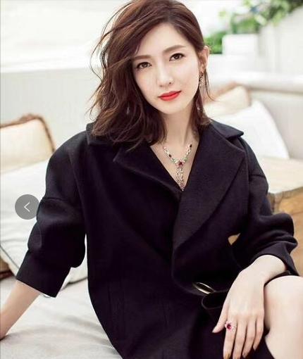 无法抵抗的诱惑,只需一次就深深被爱上,这些口红又一次让我中毒