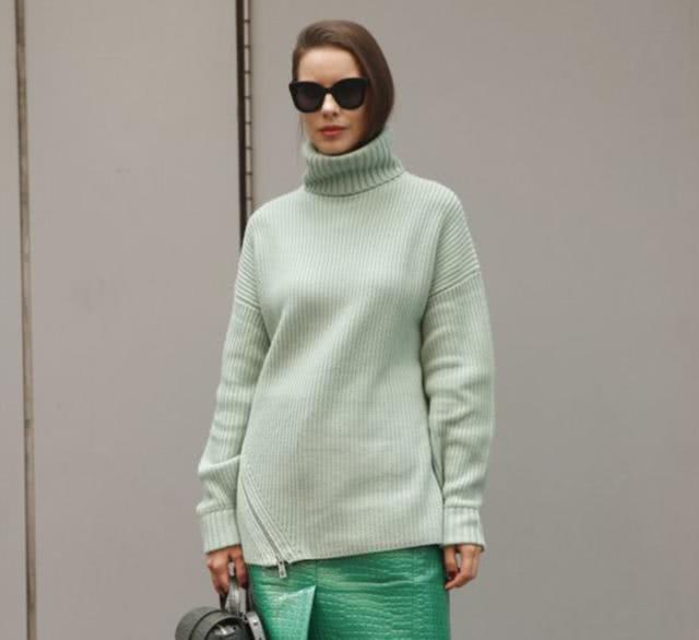 今年秋冬流行这些毛衣好看又保暖,让你变身时尚潮人
