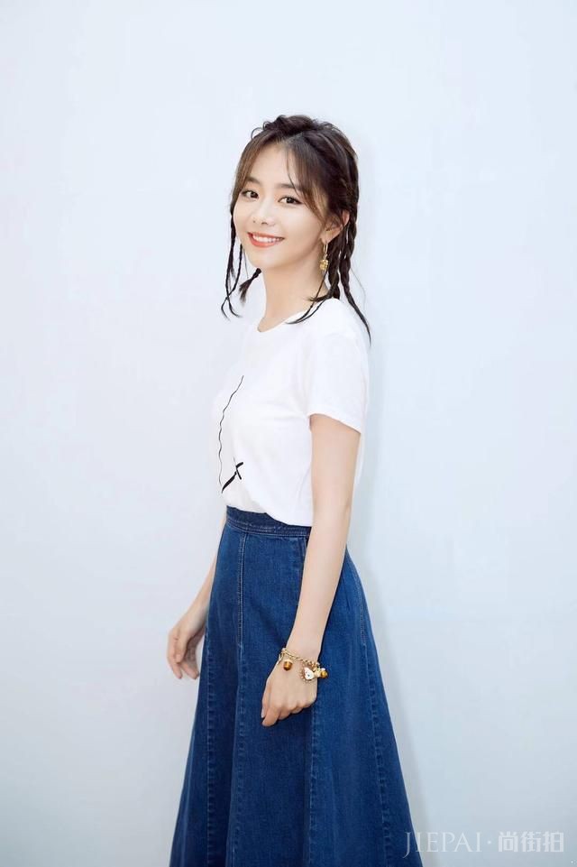 圆脸适合的发型，盘点圆脸明星的发型，足够你借鉴