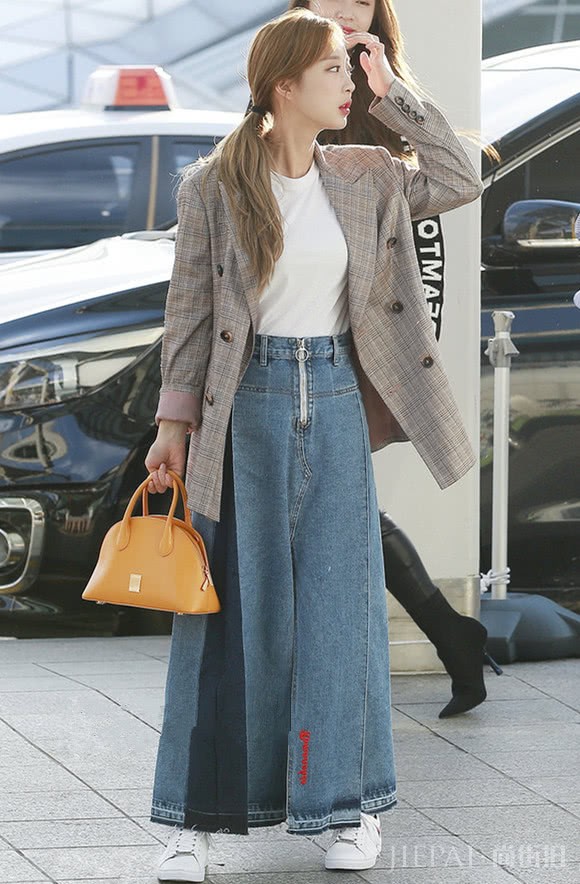 矮个子不好穿衣?这8套穿搭帮你展现自信美