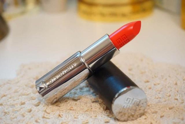 强烈推荐这四只超美超大牌口红,别告诉我你还不知道