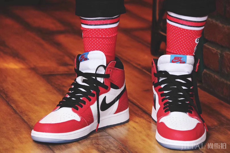 Air Jordan 1“Chicago Crystal”最新上脚照来袭!全新鞋面纹理➕水晶底你还爱吗?
