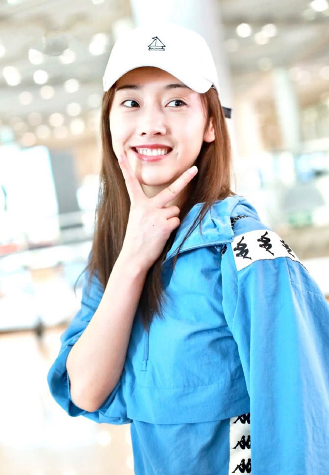 假期出行安利这9套穿搭,做人群中最闪亮的那个人