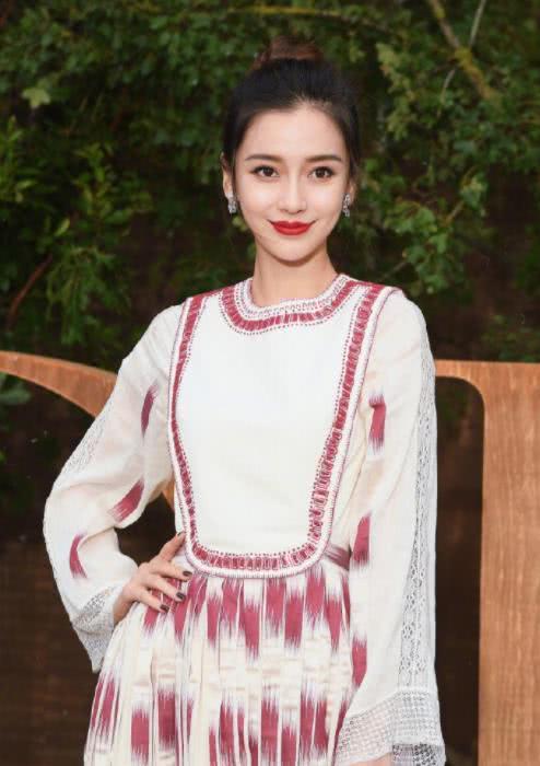 杨超越巴黎惊艳成最大黑马!巫女装生图秒杀baby大翻盘