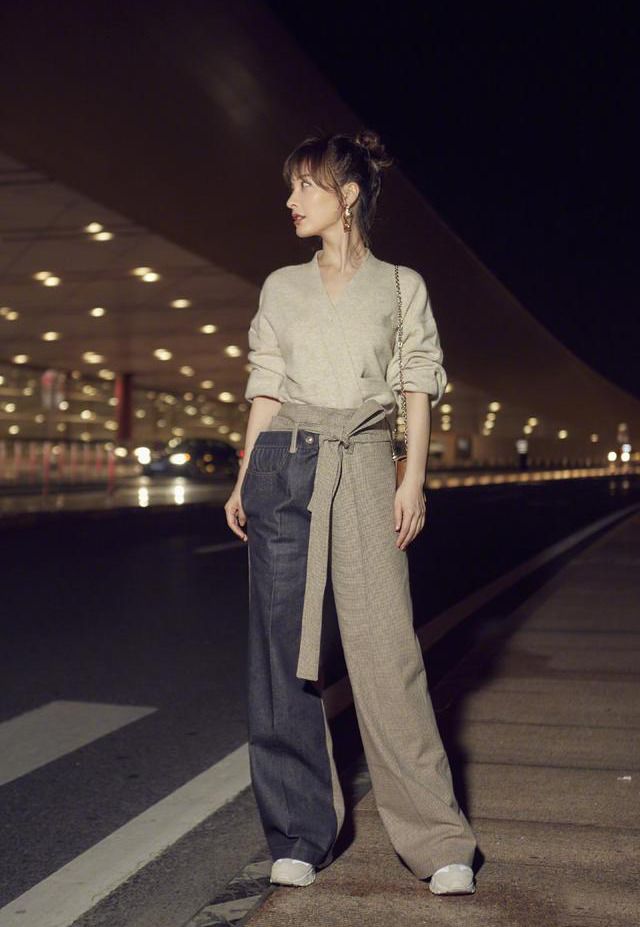 吴昕小姐姐用精致大气的首饰搭配，绽放出不一样的光彩