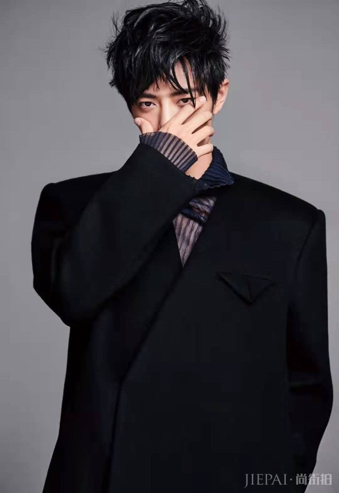 肖战登10月刊杂志封面,一头乱发表现力太强