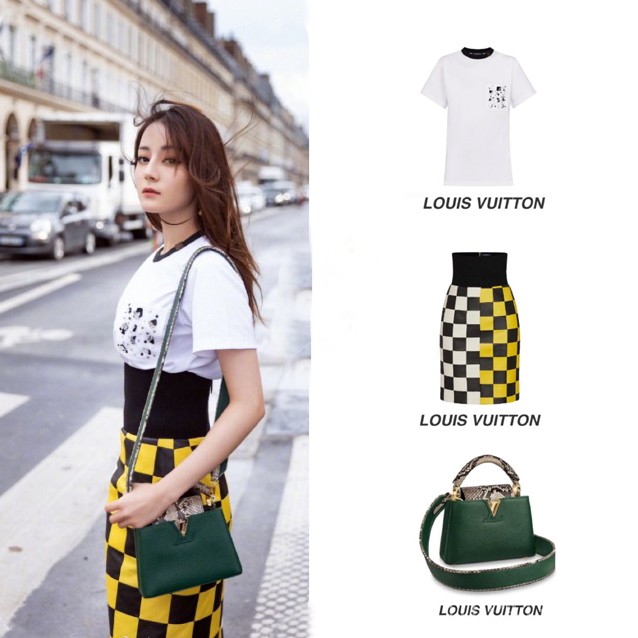 迪丽热巴街拍图片好奢侈，穿6650T恤配3万拼色半身裙，蚂蚁腰太惊艳