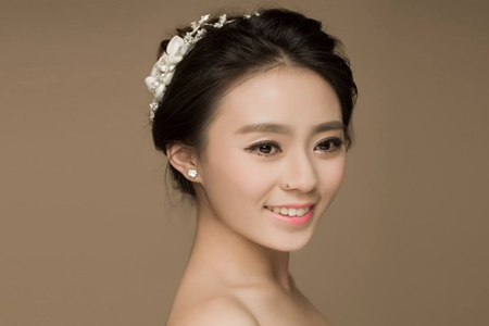 新娘盘发