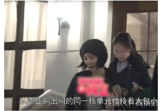 王菲悄悄夜会前夫李亚鹏?离婚后还是好友,可这么见面却是第一次
