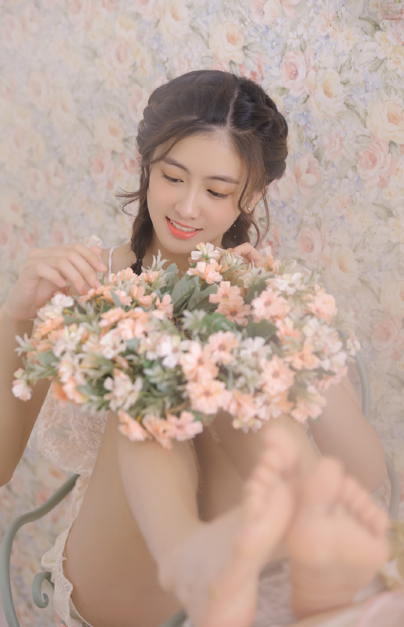 超高颜值性感美女诱人写真图片