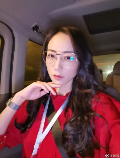 韩雪受邀观礼国庆70周年阅兵,家庭背景确实够硬