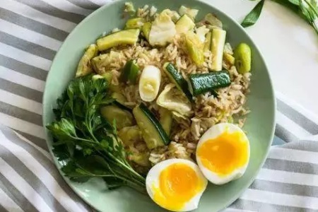 女性减肥运动身体不适怎么办？改变这三点让减肥不再是挑战