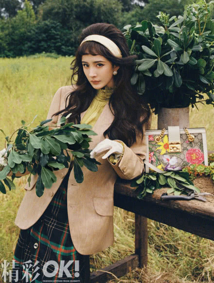 杨幂登时尚杂志挑战复古风造型,时尚女王果然名不虚传