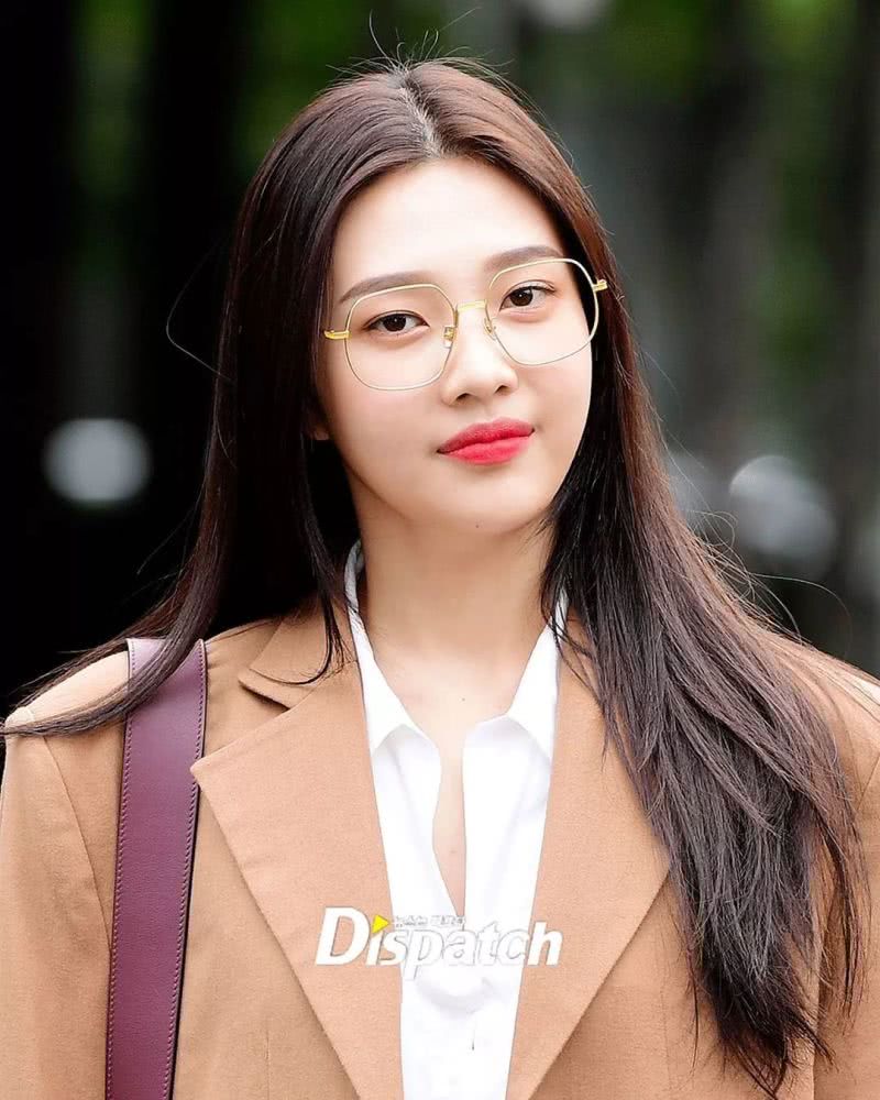 秋冬最火发型,要像LISA、杨超越这样色儿的才够美