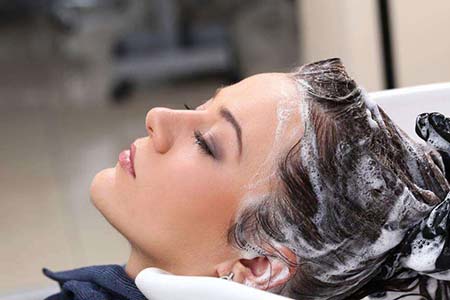 头发毛躁没光泽?可以试试用白醋洗头发