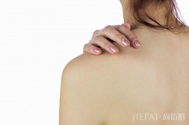 如何瘦背,4个运动瘦后背最有效,美背都是练出来的