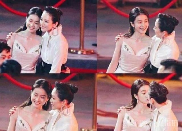 章子怡称赞朋友会拍照,镜头下却笑不起来,一口大黄牙说明一切