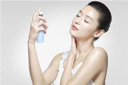 油性皮肤的两大护肤窍门