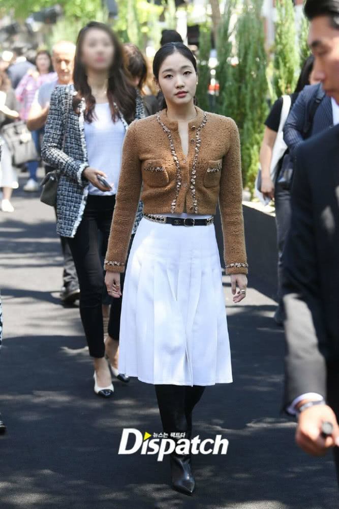 辛芷蕾撞衫小5岁金高银！赢在拥有了一张高级脸