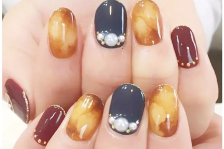 1565336334892001.jpg 立秋美甲的最新款式,秋季流行指甲造型让你尝鲜