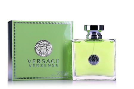 1568621811706556.jpg 范思哲必入手的五只香水,经典奢侈的女士用香排行榜