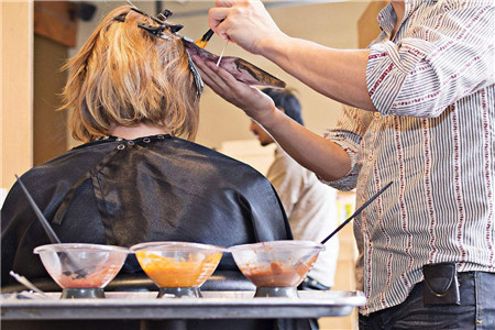 染发容易褪色的几个神秘小常识，小姐姐解决烦恼要先了解