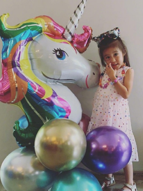 伊能静女儿“开挂式”长大,身材不输贾静雯女儿,真是女大十八变!