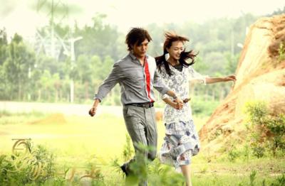 盘点《夏家三千金》五大主演现状,唐嫣最幸福,邱泽却成了渣男