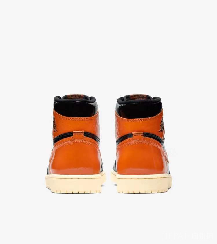 国内预告发售信息登陆官网!Air Jordan 1 扣碎 3.0 周末登场!