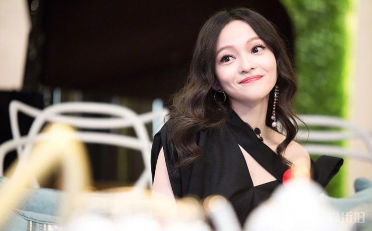 冯提莫：我158，张韶涵：我也158，网友：谁谎报身高心里没点数吗