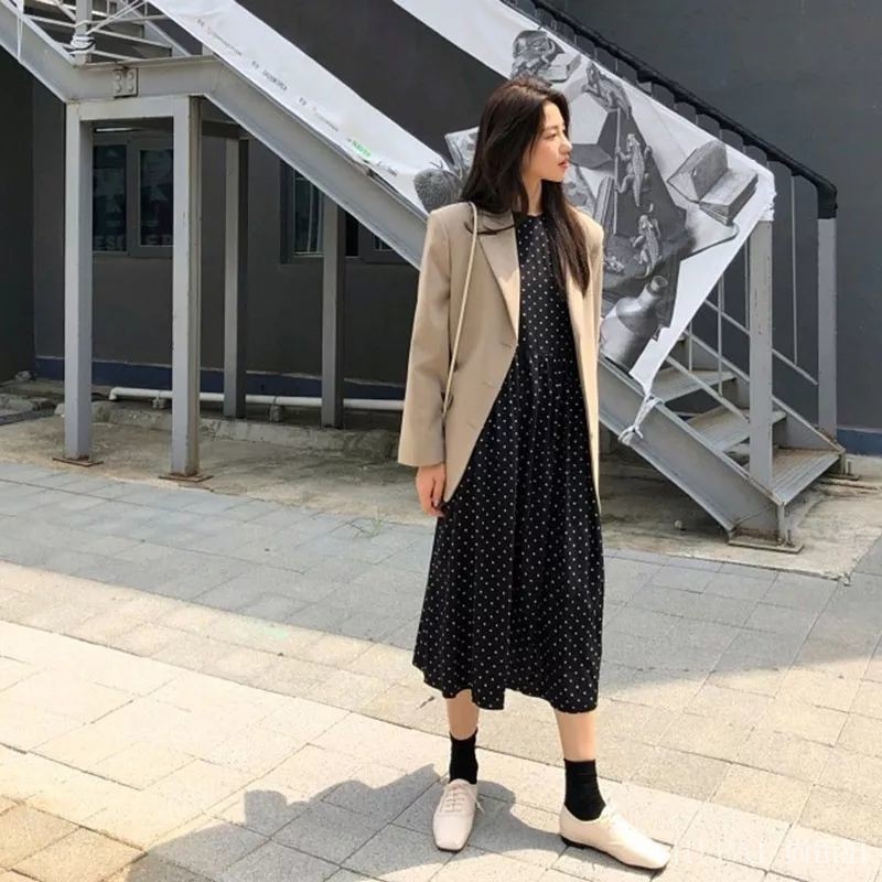 秋冬怎么穿？今年的秋天西装外套火了