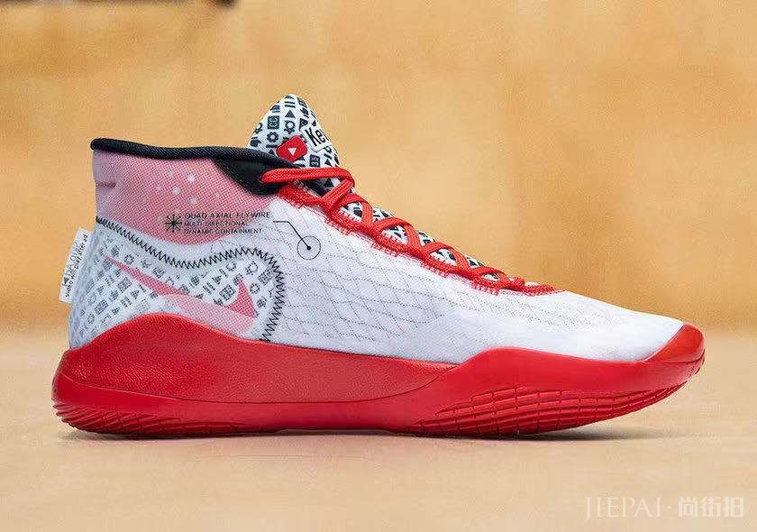 不要挑花了眼!Nike 4 款全新配色战靴本月登场!