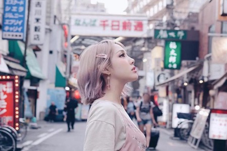 染发颜色选深色，染后多久洗头，正确护理减小头发损伤