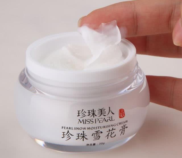 这些补水保湿面霜,深层补水美白,让你的肌肤更加的水润有弹性