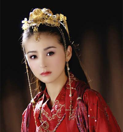 无心嫁入豪门,却被豪门丈夫狂追十年,如今令人羡慕