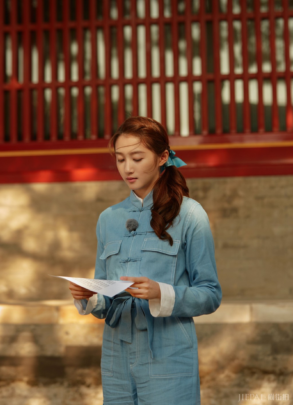 关晓彤《遇见天坛》剧照图片